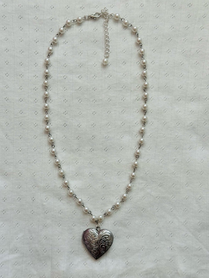 Gold or Silver Locket Necklaces!